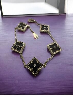 Italian Solid Gold and Diamond Clover 5 Motive 750-18 K Bracelet Reversible